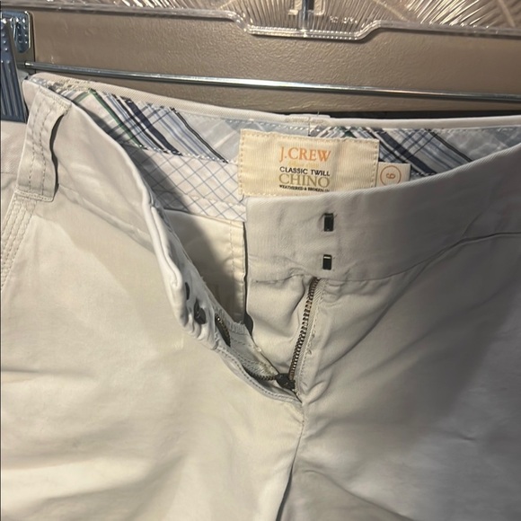 J. Crew Classic Twill Chino Shorts size 6 - Picture 4 of 10